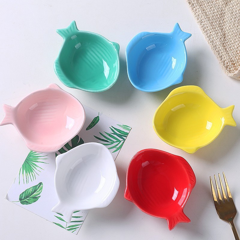 Bát sứ ăn dặm hình cá cơm 10cm - Nhiều màu