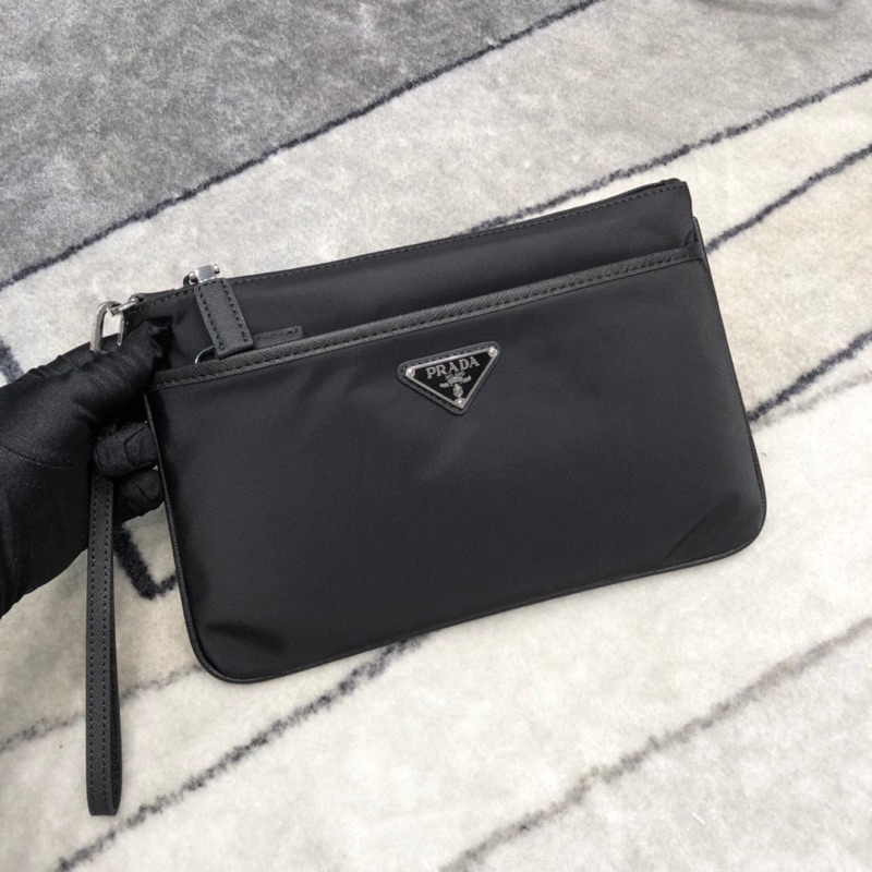 Clutch cầm tay cho nam thương hiệu thời trang cao cấp Prada chất liệu vải chống nước