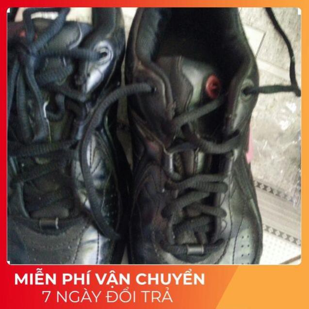 Giầy thi thao hiệu nike . 11.11 ..!