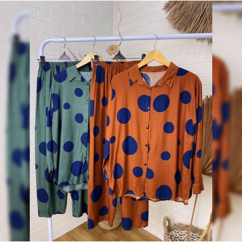 (Hàng Mới Về) Set Đồ Trang Điểm Miami Một Món Họa Tiết Chấm Bi Xinh Xắn