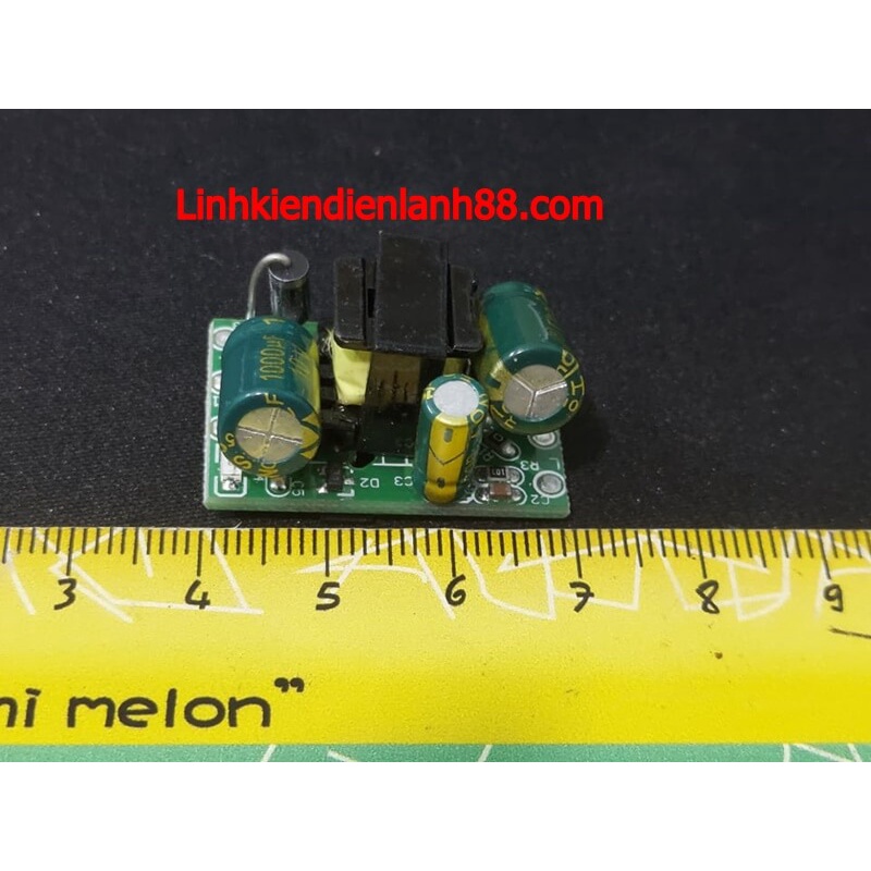 Module Nguồn Xung Mini 2*3cm Dáng Nằm 5V 70000MA Mới.