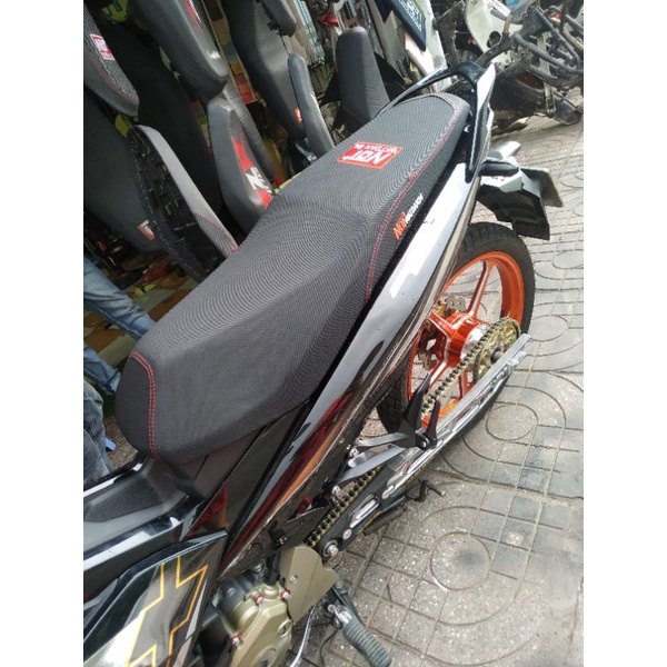 Da bọc yên thái lan 4 chiều thêu mặt và hông