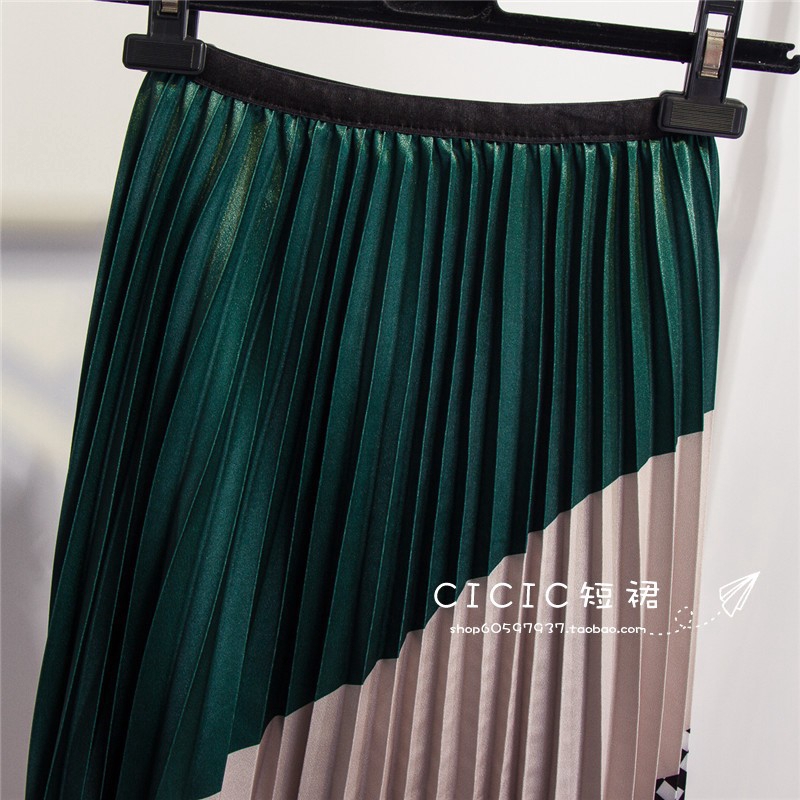 Chân váy xếp li phối họa tiết ca rô trẻ trung dành cho nữ | BigBuy360 - bigbuy360.vn
