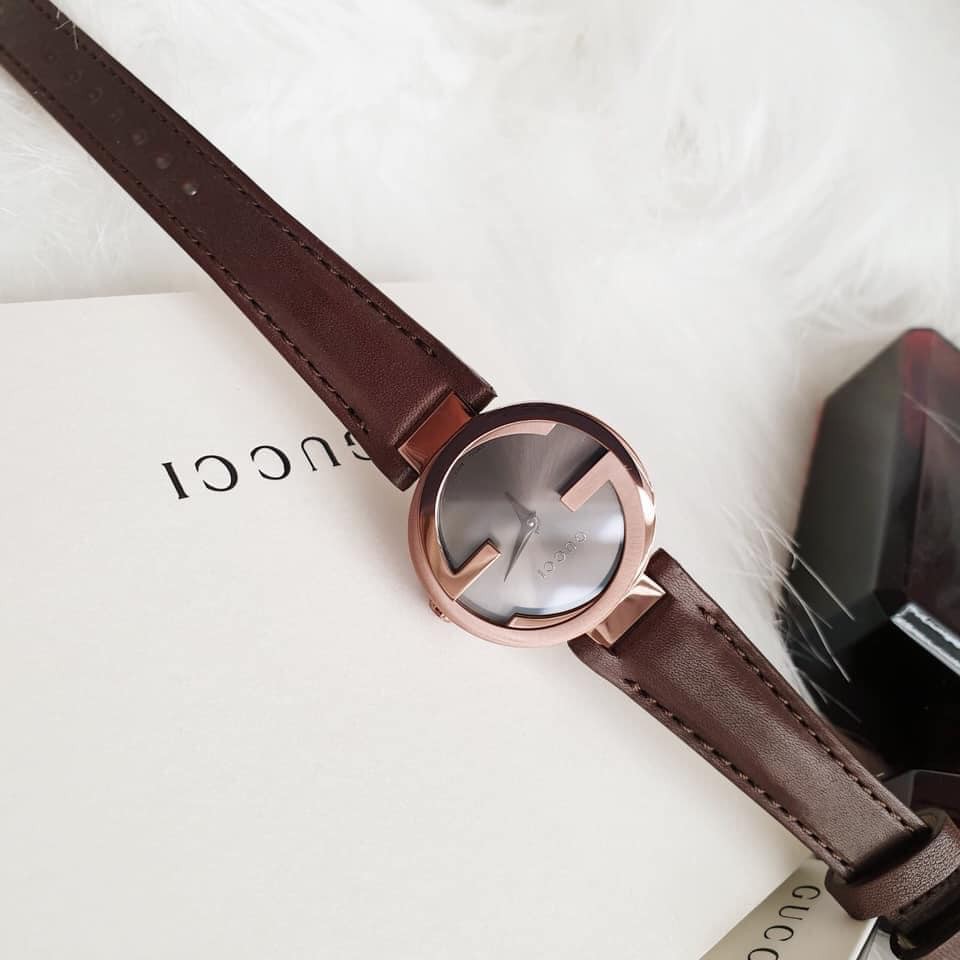 Đồng Hồ Nữ Gucci Interlocking G Small Brown YA133504