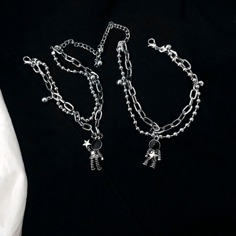 Vòng tay dây xích mặt hình phi hành gia đáng yêu