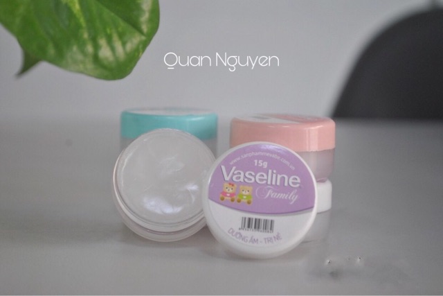 [CHÍNH HÃNG] Kem nẻ Vaseline Family 15g - Dùng được cho em bé