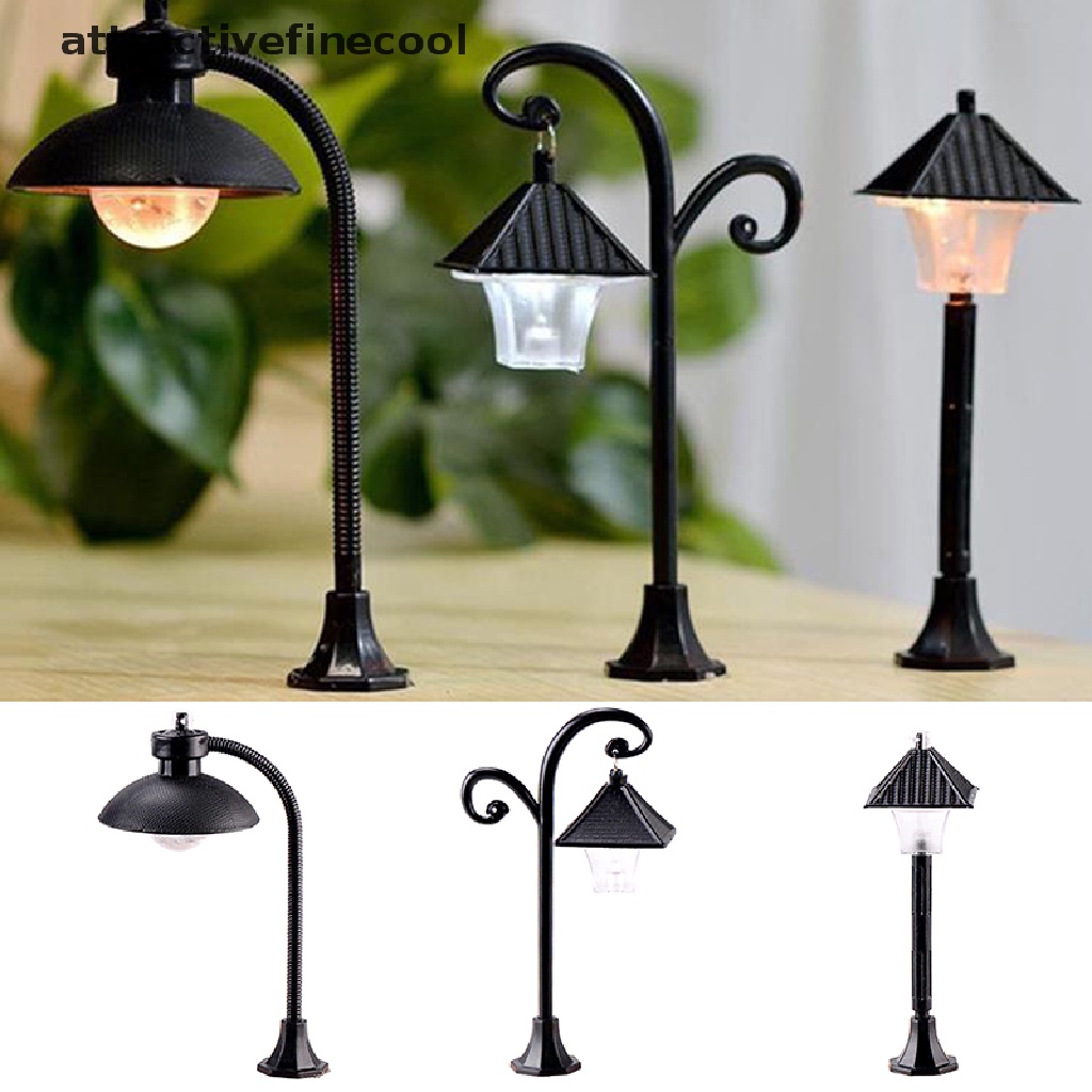 Mô Hình Đèn Đường Mini Trang Trí Sân Vườn