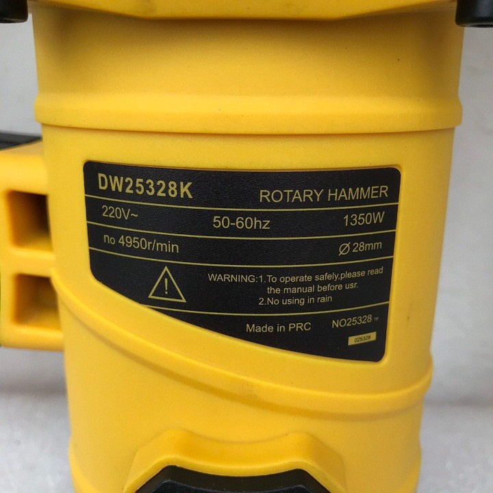 Máy khoan đục bê tông DEWALt 1350W kèm mũi đục