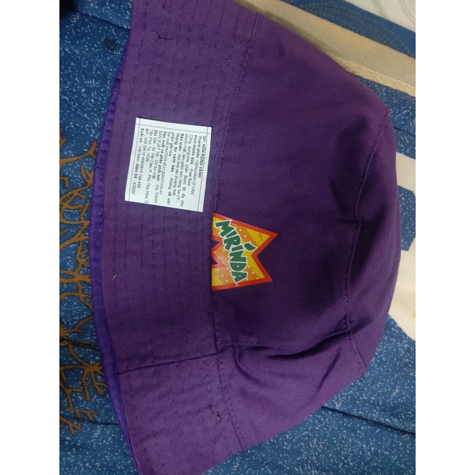 Nón vành rộng của nhãn hàng Mirinda