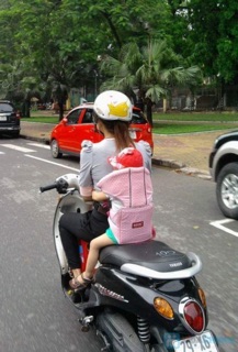  Đai đi xe máy đỡ cổ