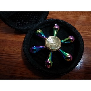 Con Quay Spinner 6 Cánh Versace