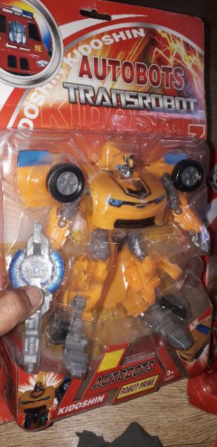 Lắp ráp 1 mô hình Transrobot Kidoshin biến thành xe bằng nhựa