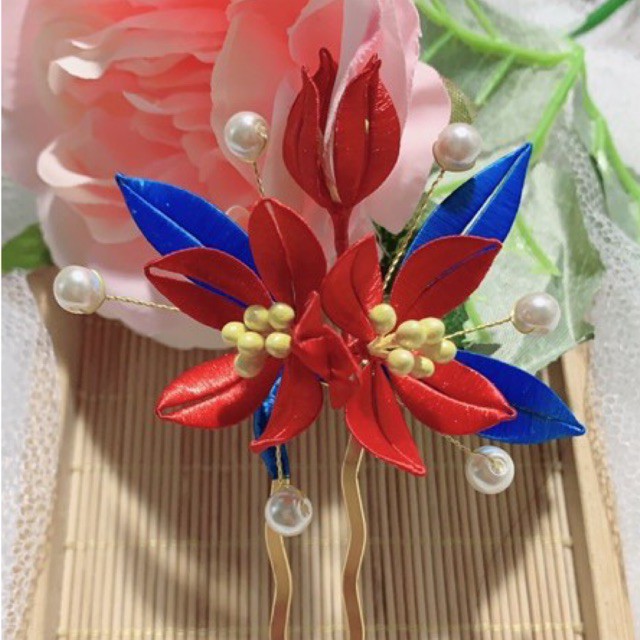 Trâm Hoa Quấn Chỉ