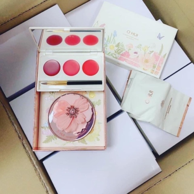[Mới] Phấn Nước Cushion Ohui Đen Ultimate Cover Cushion - set tặng kèm son + kem dưỡng mắt + serum | BigBuy360 - bigbuy360.vn