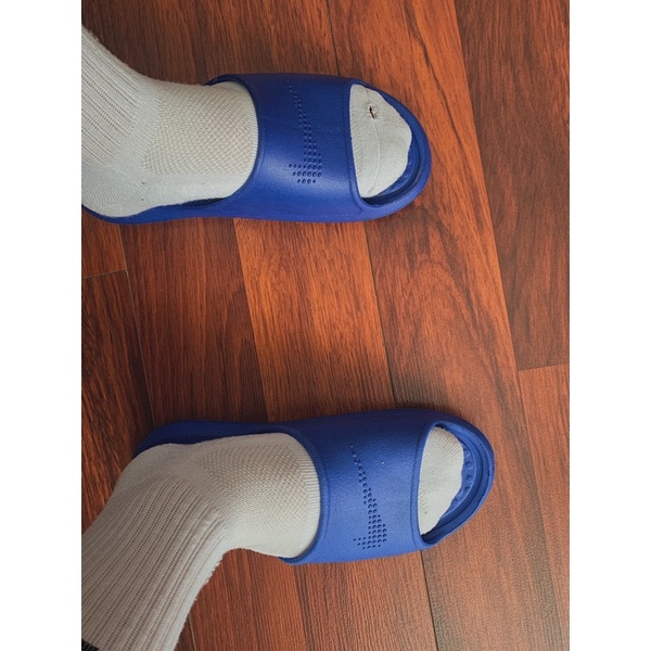 Dép đúc nguyên khối chất eva mềm chống nước