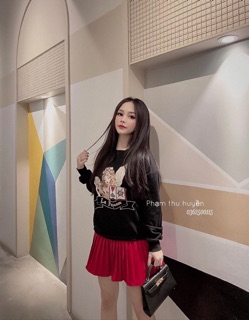 SET ÁO HOODIE HỌA TIẾT DG THÊU NỔI CHÂN VÁY XẾP LI XOÈ SIÊU XINH