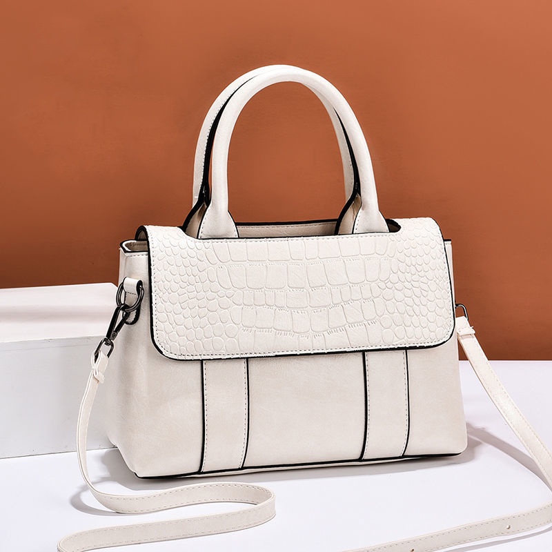 Túi xách đeo chéo thời trang đơn giản cho nữ