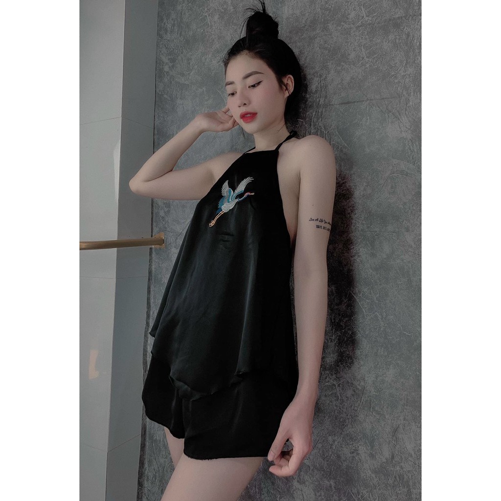 Đồ Ngủ Sexy Cổ Yếm thêu hạc chất satin mềm mịn hở lưng Freesize  - DCQ Shop | BigBuy360 - bigbuy360.vn