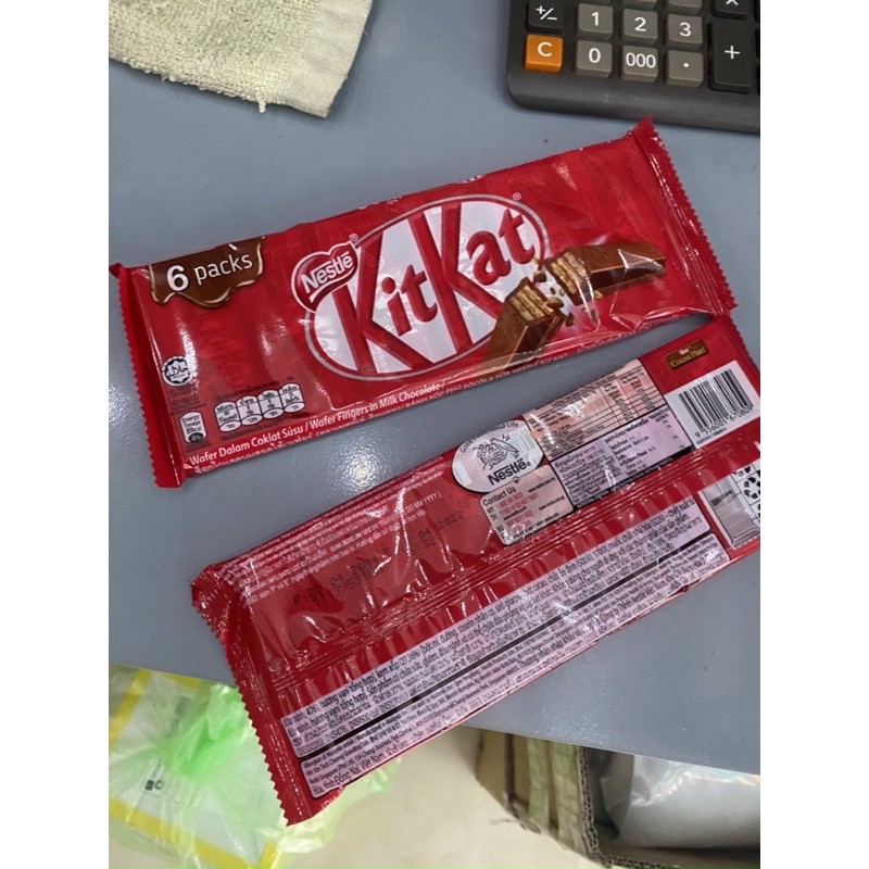 VĨ 6 thanh KitKat Socola Nestle THÁI LAN ( mỗi thanh 17g x 6 )