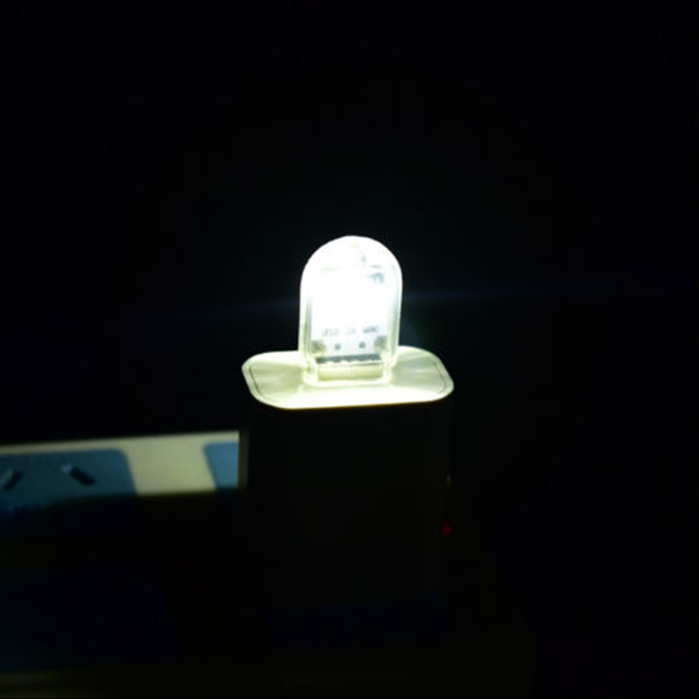 Đèn LED đọc sách đầu cắm USB vỏ nhựa trong suốt nhiều màu sắc tiện dụng
