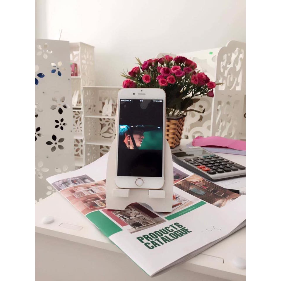 [SIÊU PHẨM] GIÁ ĐỠ ĐIỆN THOẠI BẰNG GỖ TIỆN DỤNG IG378 - SHOP TÙY CHỌN HỌA TIẾT | BigBuy360 - bigbuy360.vn