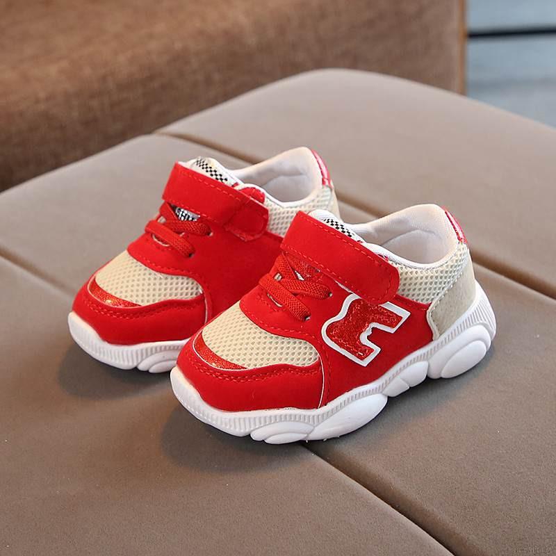 Giày thể thao thoáng khí kiểu dáng thời trang dễ thương dành cho các bé