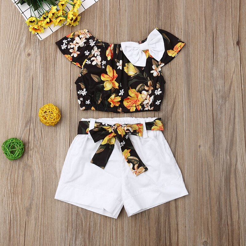 BEAR LEADER Set Đồ Mùa Hè 2 Món Gồm Áo Tay Cộc In Họa Tiết Hoa Và Quần Ngắn Màu Trắng Cho Bé Gái