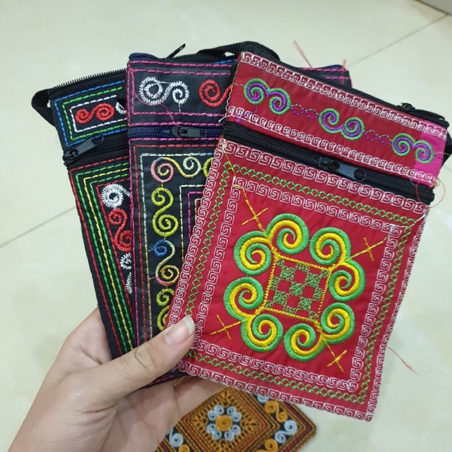 Túi thổ cẩm đeo chéo