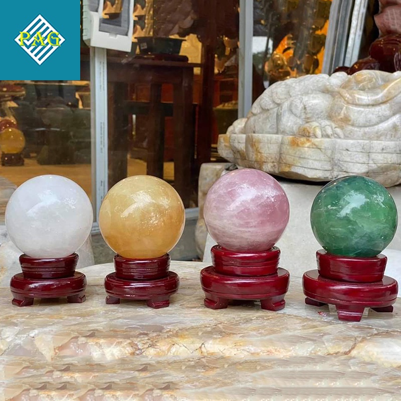 Quả Cầu Phong Thủy Đa Tự Nhiên Màu Trắng Size 7cm-10cm - Trang Trí Bàn Làm Việc - Vật Phẩm Phong Thuỷ