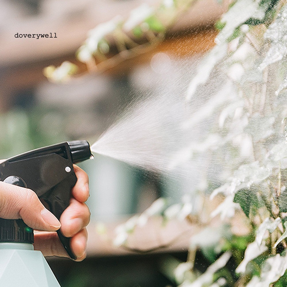 Bình xịt nước dung tích 600ml