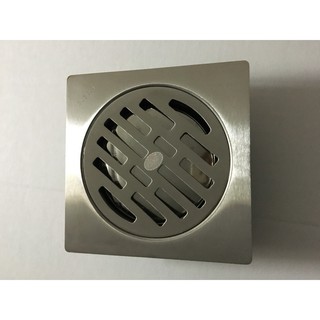 Phễu thoát sàn dày rất bền