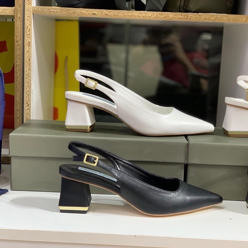 Giày mũi nhọn ck