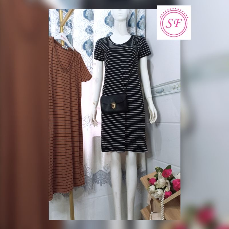 Đầm thun gân Thái dáng suông cổ tim tay ngắn - Đầm dạo phố