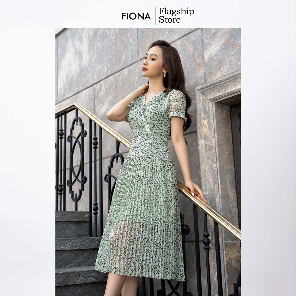 Đầm nữ dáng xòe hoa nhí, cổ kẹp bèo, tùng váy dập nhăn FIONA F452283