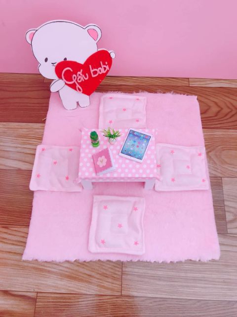 Set bàn và gối ngồi cho búp bê đủ size