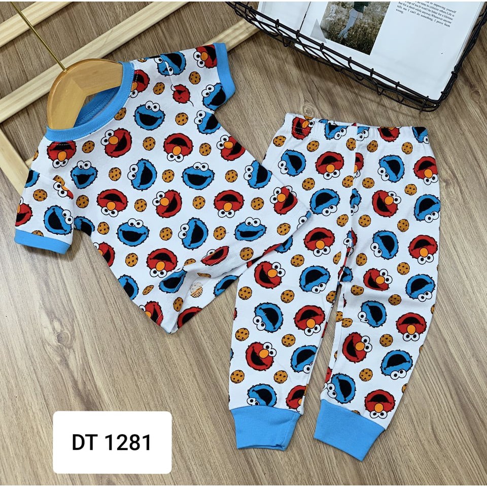 Set 6 bộ đồ dài Carter's