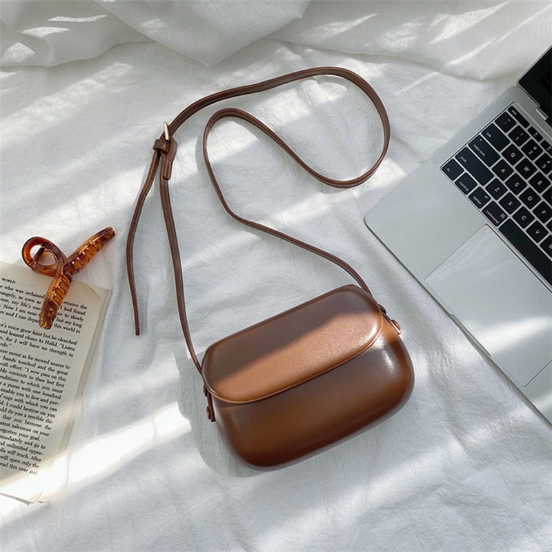 Túi Xách Da Form Cứng Nắp Lật Quảng Châu (hình thật) Túi Đeo Chéo Form Đẹp