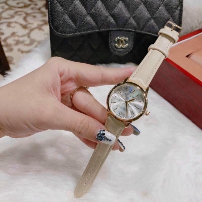 Đồng hồ nữ burberry dây da mềm, thẻ bảo hành 12 tháng | BigBuy360 - bigbuy360.vn