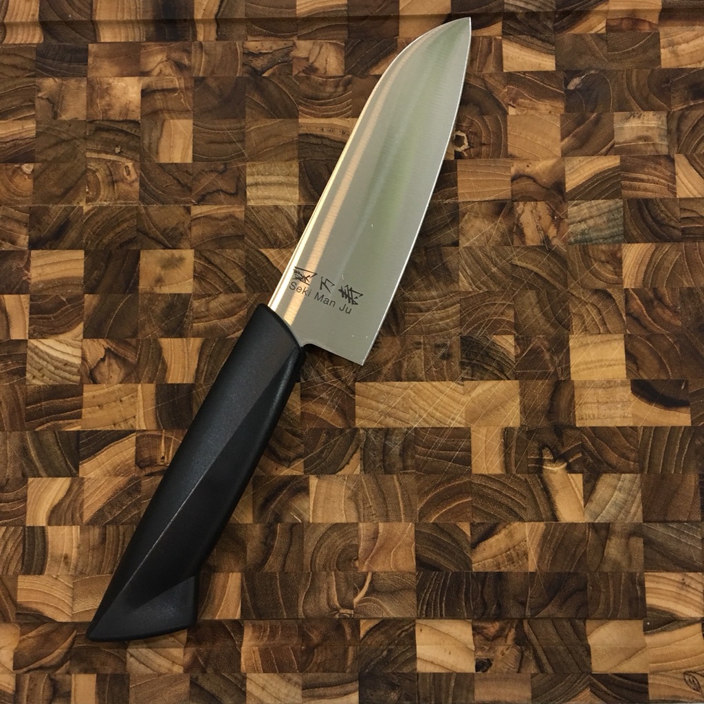 Dao bếp KAI Seki Man Ju Santoku Nhật Bản hàng chính hãng 14.2cm Lưỡi thép không gỉ, cán chịu nhiệt 041BE0538