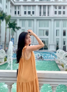 Đầm maxi vàng 2s cột vai
