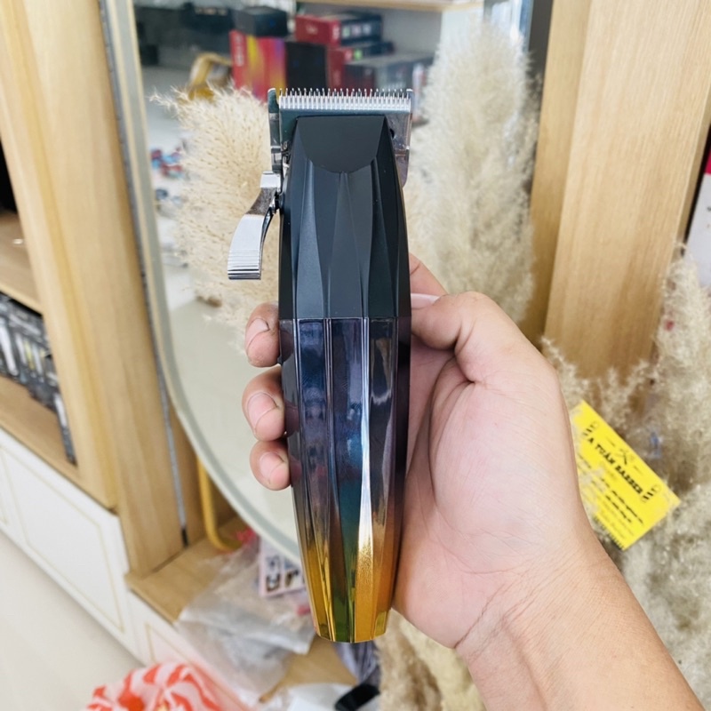 Tông đơ JRL Gold đã mài chuốt