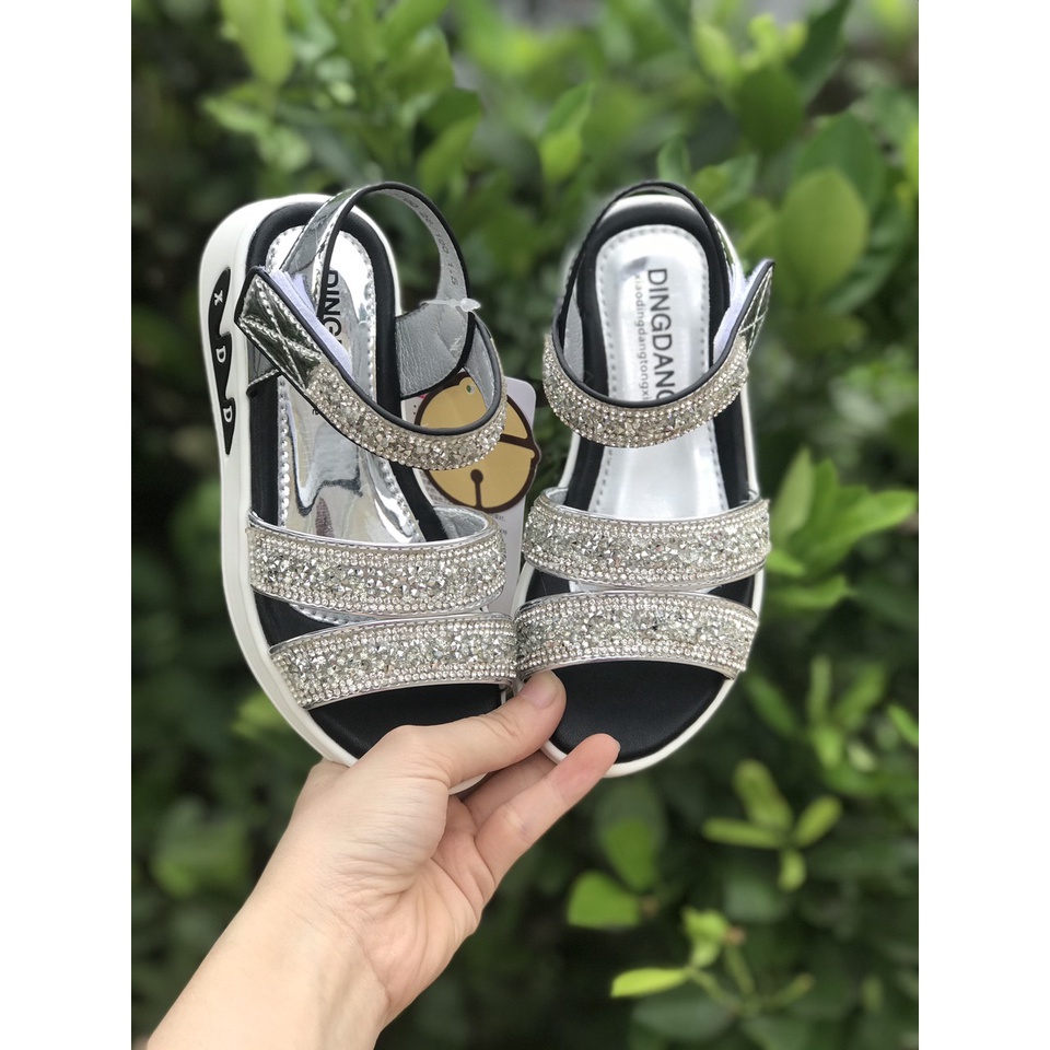 Dép quai hậu cho bé gái - sandal trẻ em mẫu mới đính đá lấp lánh điệu đà đi học, đi chơi Babybees 928790