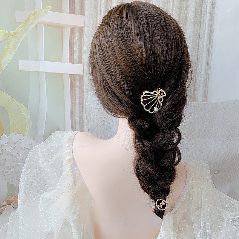 Kẹp Cá Mập Rỗng Bằng Kim Loại Đính Ngọc Trai Cho Nữ Mới