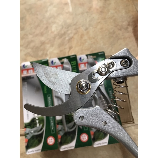 THANH LÍ kéo cắt cành BUDDY thép SK-5 siêu sắc giá siêu tốt
