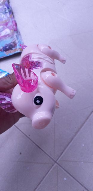 Chú Heo đi dạo bằng nhựa có nhạc và đèn Led rất đẹp tặng kèm PIN