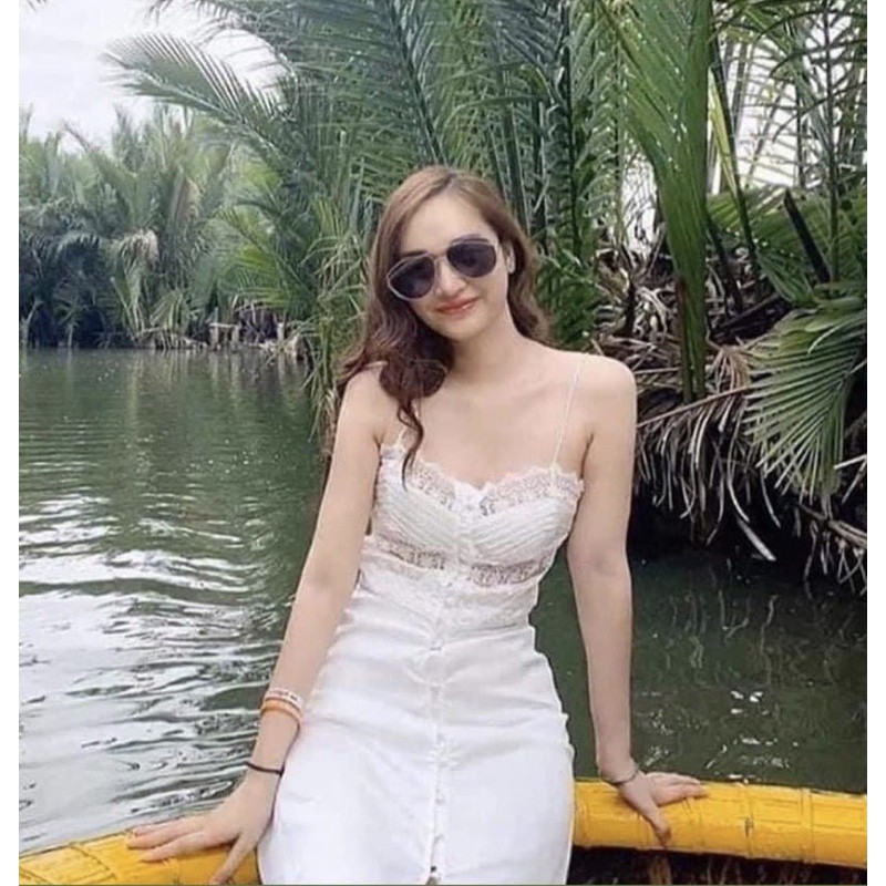 [Mã FAGREEN245 giảm 10% tối đa 30K đơn 99K] Đầm maxi phối ren trắng 2 dây | BigBuy360 - bigbuy360.vn