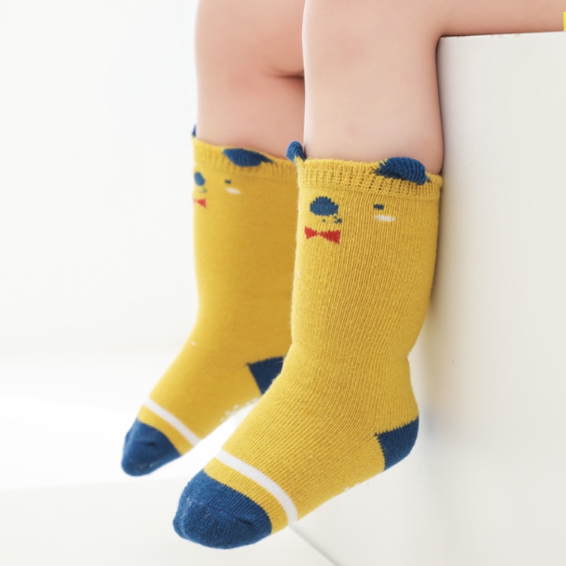 Bộ 3 đôi tất KOKOROCARE bằng cotton chải kĩ chống trượt hình cá sấu xanh lá size S/M/L cho bé 6 tháng -5 tuổi