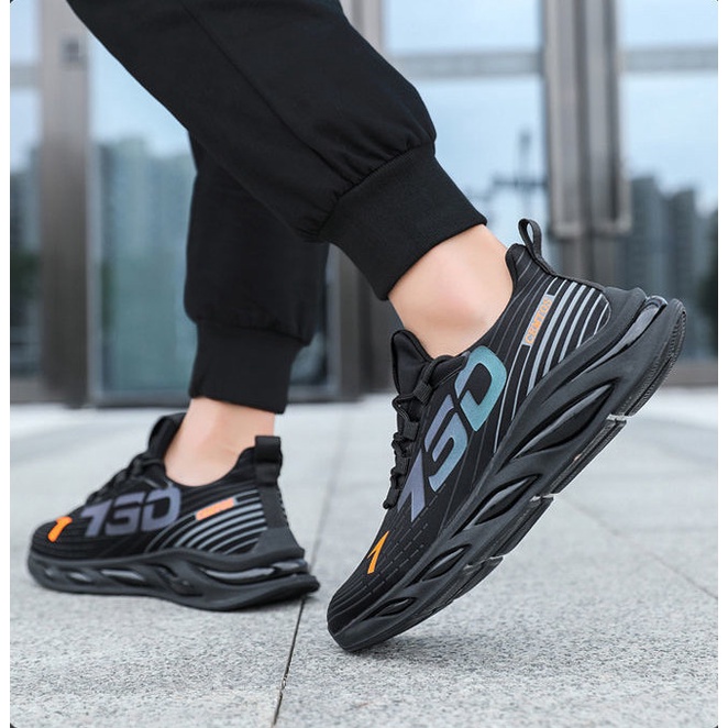 Giày Nam 2022 Mới Về, Giày Sneaker Nam Phong Cách Cực Ngầu Thời Trang Trẻ Trung Đế Cao đế cao su DT94 | BigBuy360 - bigbuy360.vn