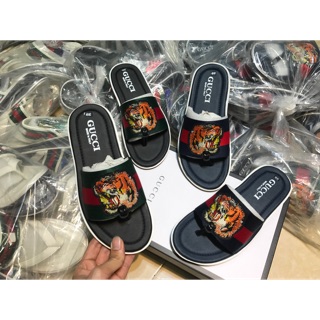 Dép lê Gu xuy Hổ xỏ ngón