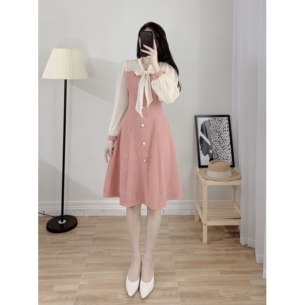 Đầm nhung tăm cổ nơ